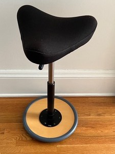 lot 91 image: Move Stool by Varier in Gray