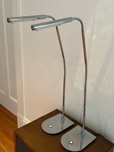lot 96 image: Pair of Modern Adjustable Table Lamps