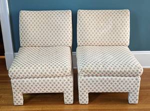lot 9 image: Pair of Sherrill Accent Chairs
