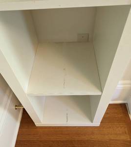 lot 162 image: Tall White StorageBookshelf