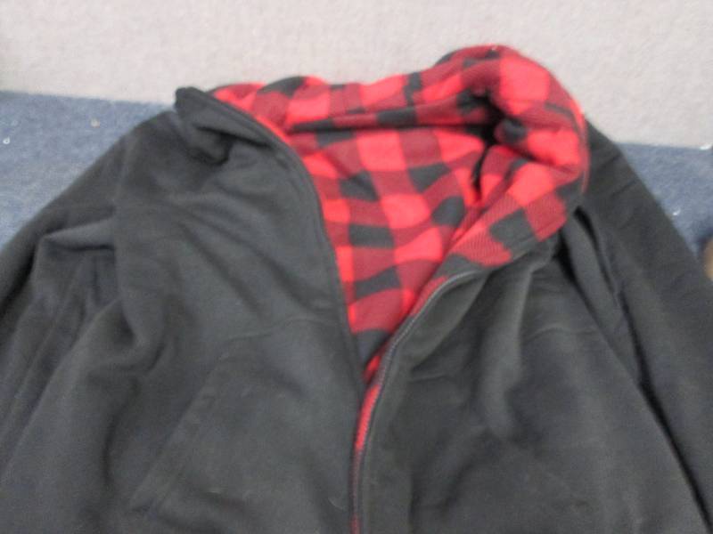 Victory Men�s Reversible Fleece Zi...