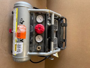 lot 93 image: Husky 1 Gal. Portable Electric-Powered Silent Air Compressor