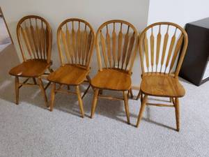 Four Wood Dinning Chairs