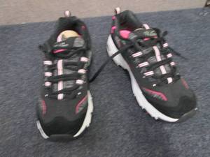 lot 123 image: Skechers Womens DLites Me Time Sn...