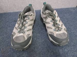 lot 127 image: Merrel Mens Moab Vent Shoe NIB Siz...