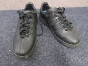lot 159 image: K-Swiss Womens Classic VN Sneaker ...
