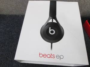 lot 196 image: Beats by Dr. Dre EP On-Ear Headphon...