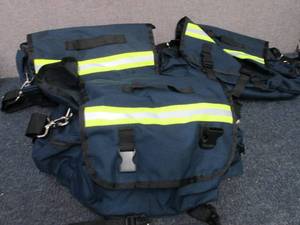 lot 252 image: Lot of 3 MultiCompartment Duffle Ba...