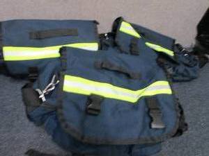 lot 254 image: Lot of 3 MultiCompartment Duffle Ba...