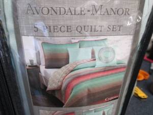 lot 288 image: Avondale Manor Cypress 5-Pc. Quilt ...