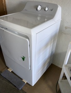 lot 83 image: Hotpoint 6.2 cu. ft. White Electric Vented Dryer with Auto Dry. See Pictures