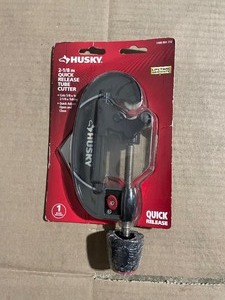 lot 41 image: Husky 2-18 in. Quick-Release Tube Cutter See pictures