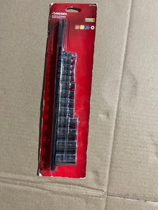 lot 78 image: Husky 14, 38, 12 in. E-Torx Socket Set See Pictures