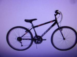 lot 15 image: Huffy Granite Mens 24 15-Speed Mo...