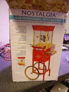 lot 36 image: Nostalgia 53 Old-Fashioned Popcorn...