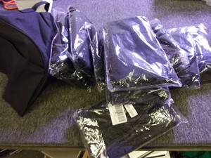 lot 101 image: 10 Water-Resistant Nylon Dust Cover...