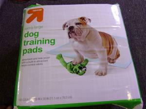 lot 113 image: 100 extra large dog training pads n...