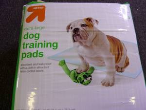 lot 114 image: 100 extra large dog training pads n...