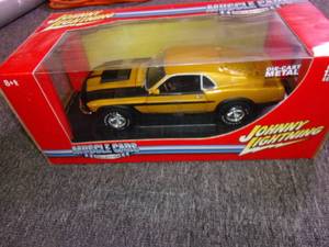 lot 145 image: johnny lightning muscle cars die ca...