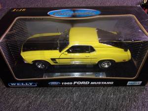 lot 157 image: welly 118 scale die cast metal for...