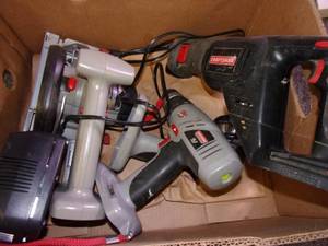 lot 202 image: craftsman 19.2volt power tools no b...