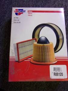 lot 260 image: box of 22 Carquest R88120 air filte...