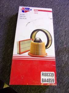 lot 270 image: box of 12 carquest R88339 air filte...