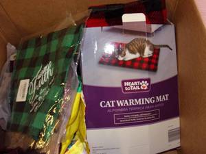 lot 300 image: box of dog clothes, cat litter and ...