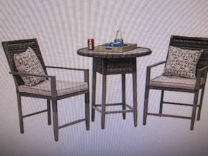 lot 45 image: Laguna 3-Pc. Patio Balcony Set open...