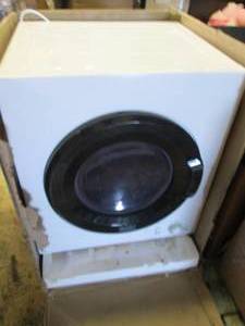 lot 2 image: BLACKDECKER 3.5 Cu. Ft. Portable D...