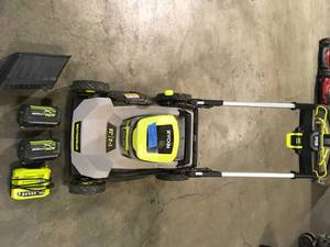 40V HP Brushless 21 in. Cordless Battery Walk Behind Self-Propelled Lawn Mower with  Batterie and Charger by RYOBI Customer Returns See Terms on Auction