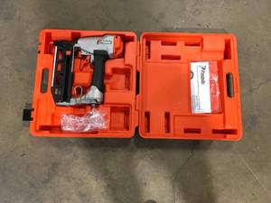 Pneumatic 16-Gauge Straight Finish Nailer by Paslode Customer Returns See Terms on Auction