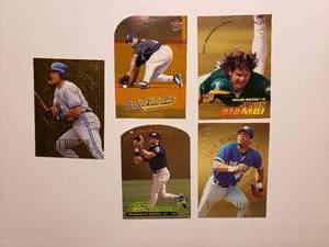 Gold Medallion Cards includes Paul Molitor