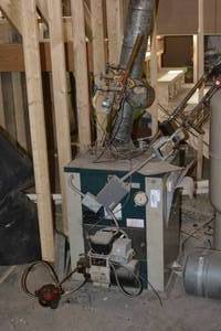lot 91 image: BAILL ANT CORP Oil Boiler