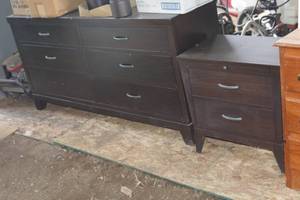 lot 30 image: matching dresser and night stand to 29