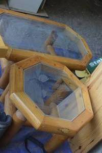lot 37 image: eagle etched side table and coffee table