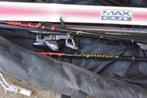 lot 47 image: skis and ski boots size 11