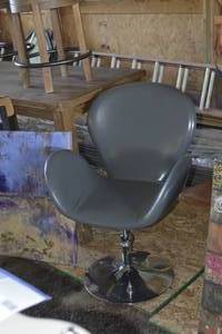 lot 62 image: Modern Chair
