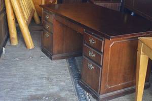 lot 49 image: Desk Filing Cabinets and table