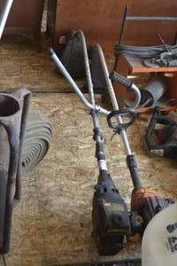 lot 118 image: 2 weed whips