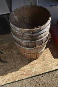 lot 127 image: bushell containers