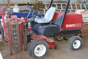 lot 1 image: Diesel Toro Reelmaster 335-D