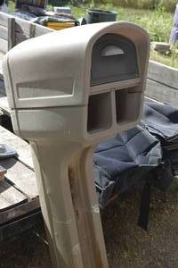 lot 15 image: Mailbox and seat covers