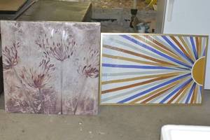 lot 18 image: wall canvases