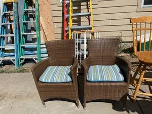 lot 153 image: Patio Chairs