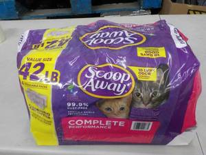 42 lb. Scoop Away Cat Litter...