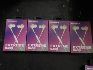 4 Magnavox Extreme Bass Earbuds wit...