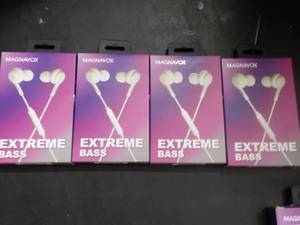 4 Magnavox Extreme Bass Earbuds wit...