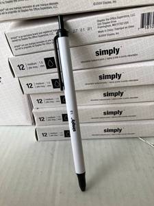 Retractable Black Pens