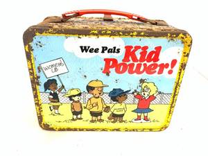 lot 9 image: 1973 Vintage We Pals Kid Power Metal Lunchbox